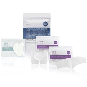 NWT Skyn Iceland Facelift in a bag masks set